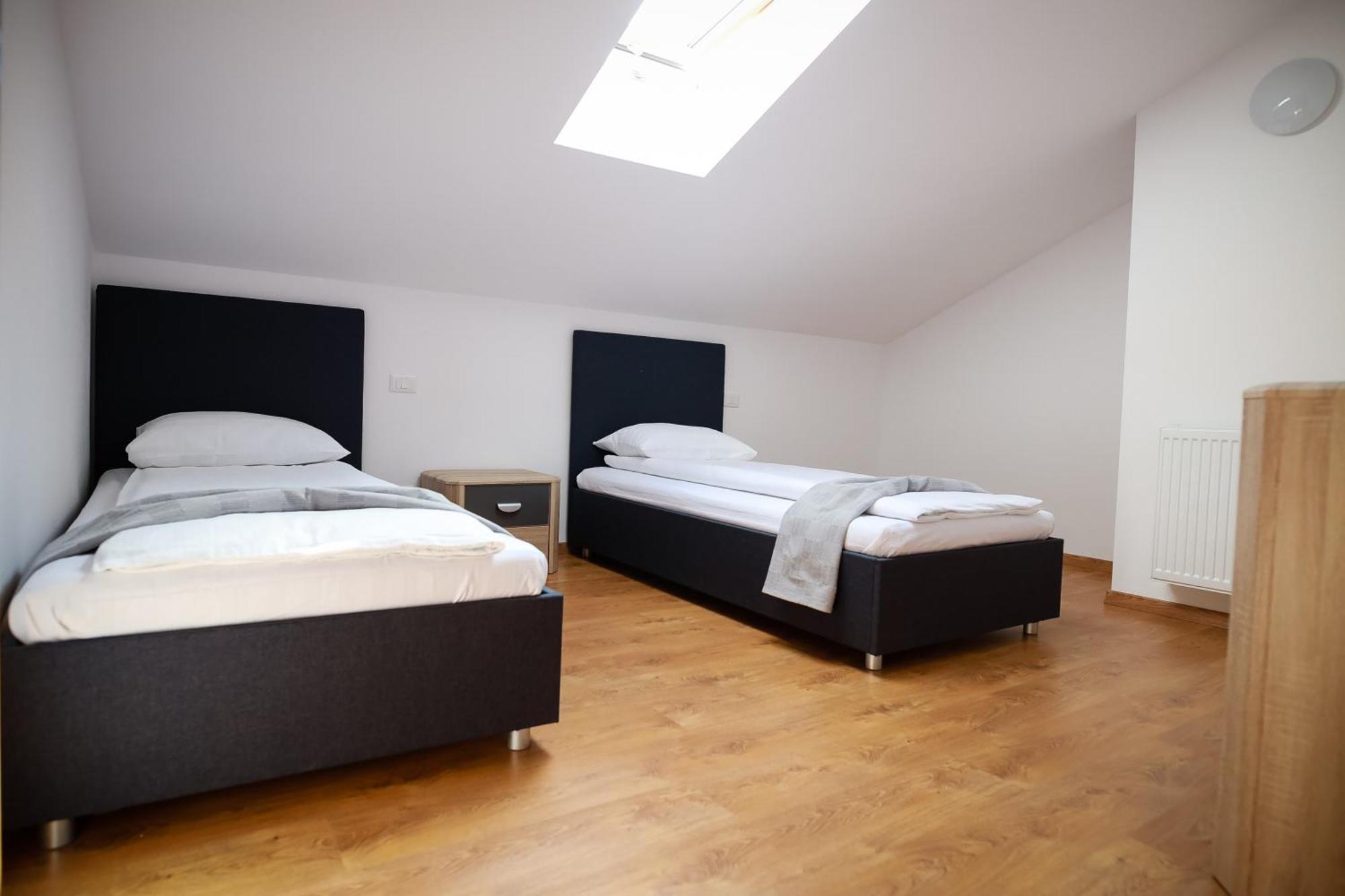 House Apartment *