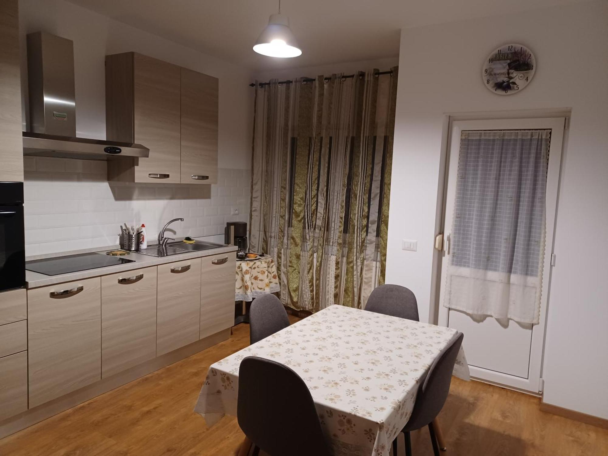 House Apartment *